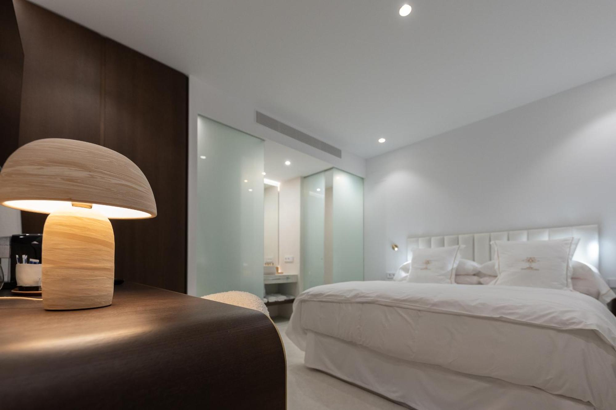 P Santa Clara Boutique By Sojo *